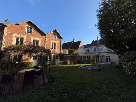 cires-lès-mello centre maison de caractère de 327.49m2