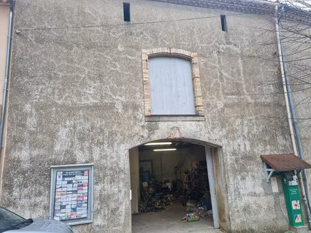 vente cave  150.00m²  loupia