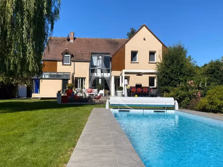 maison d'architecte moderne havre de paix en bord de rivière 8 pièce(s) 180 m2   piscine