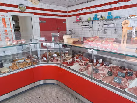 vente locaux professionnels 6 pièces 120 m² à plaisance (32160)  99 600 €