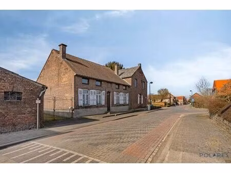 terrain de projet pour plusieurs unités résidentielles