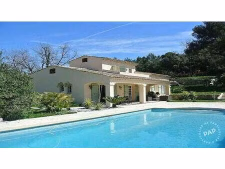 **cannes** le cannet  secteur résidentiel du chemin des collines. prix de 700 € à 1000 € l