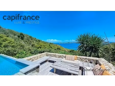 propriété à vendre à terre-de-bas