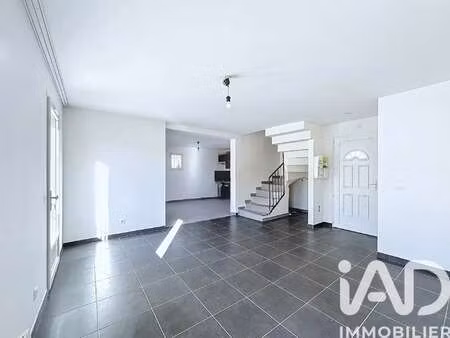 vente appartement 4 pièces à oraison (04700) : à vendre 4 pièces / 85m² oraison