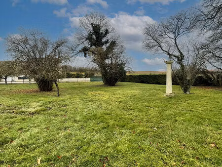 beau terrain de près de 600m² à varois et chaignot