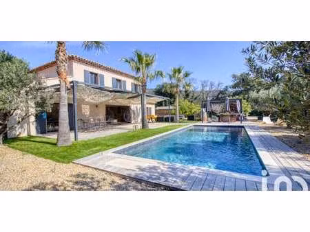 maison avec piscine et terrasse plan-de-la-tour (83)