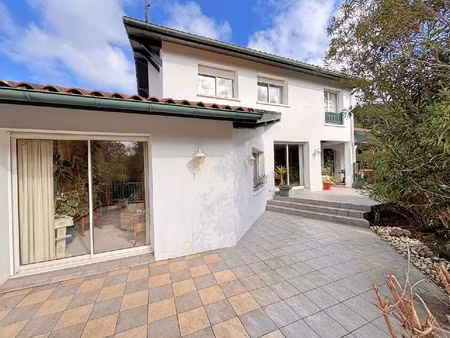 vente maison 7 pièces 161 m² arcangues (64200)