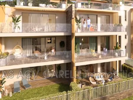 vente appartement à bormes-les-mimosas (83230)  1 100 000 €