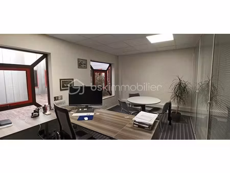 vente locaux professionnels 8 pièces 217 m² à la ferté-macé (61600)  192 000 €