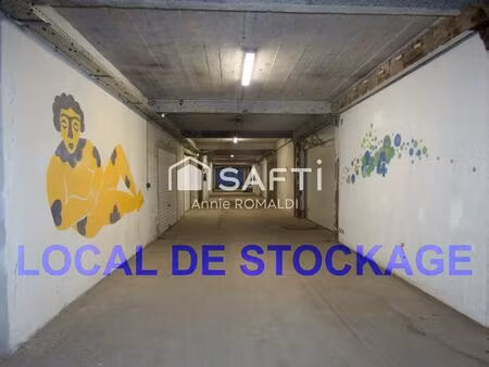 local commercial de stockage superficie 85m2