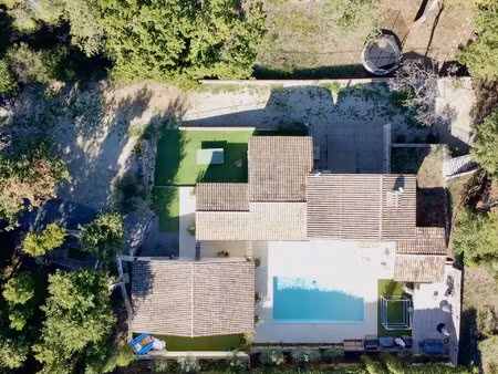 valbonne - maison 6 pièces avec piscine et pool house 70m²