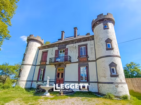château 11 pièce(s)  giat