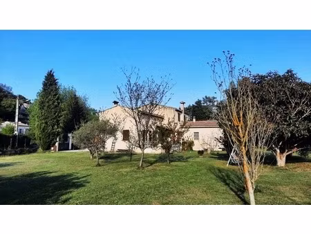 maison à 6 pièces lauris (84) terrain 3136 m²