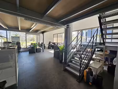 location bureau gardanne 215 m²