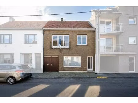 te renoveren woning met groot potentieel en zuidgerichte ...