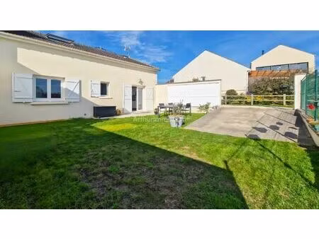 vente propriété 5 pièces 93 m2 à carnetin