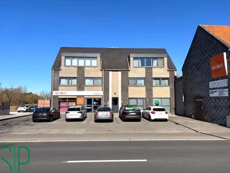 commercieel te huur in geel