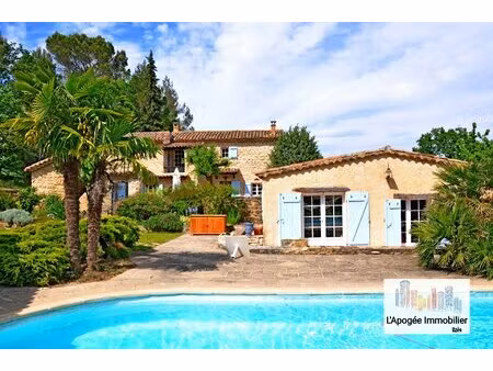 mas en pierre avec piscine et annexe à 30 km d'uzès