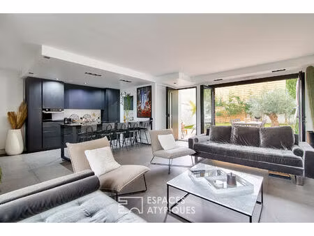 élégante maison contemporaine avec terrasses et jardin à fontenay-sous-bois