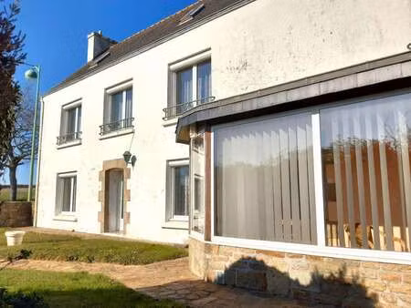 vente maison à landudec (29710) : à vendre / 185m² landudec