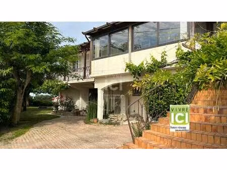 vente maison à saint-julien-de-concelles (44450) : à vendre / 215m² saint-julien-de-concel