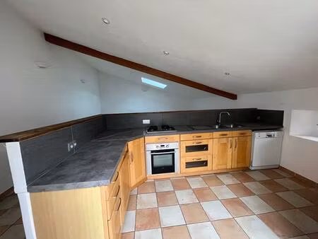 appartement duplex villecroze 4 pièce(s) 94.13 m2