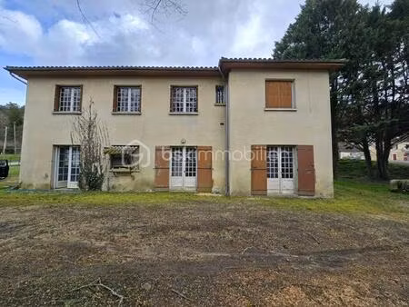 maison de village de 140 m² à campsegret