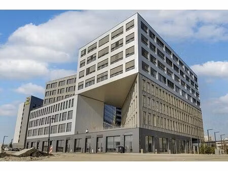 location commerce bordeaux 46 m²