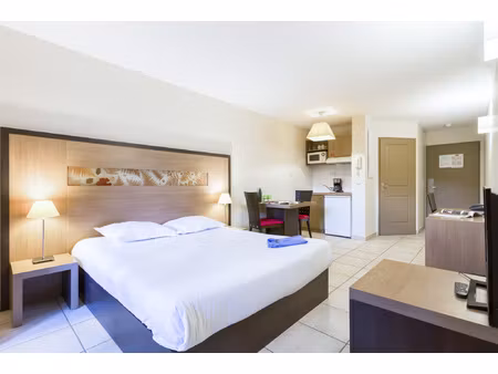 aix-rousset : studio meublé 25m2 - location longue durée