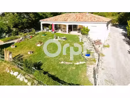 vente maison 4 pièces 127m2 ruoms 07120 - 107500 € - surface privée