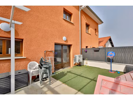 appartement triplex type t5 - 119.20 m2 loi carrez - terras