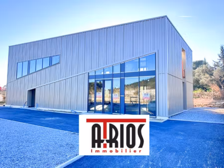 location local commercial 493m2 la garde 83130 - 9800 € - surface privée