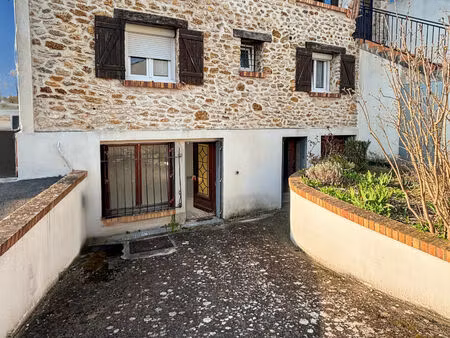 location bureaux 1 pièce  60.10m²  ballancourt