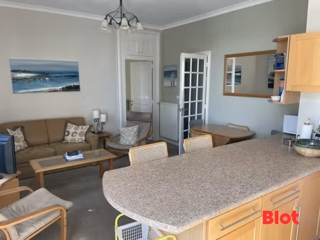 a vendre chez blot immobilier dinard- appartement t3 avec balcon cave et stationnement - d