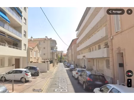 vente parking 14 m² à toulon (83000)  27 500 €