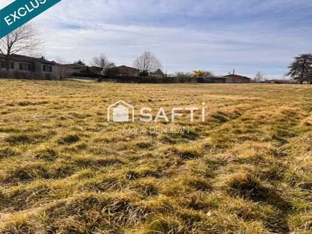 terrain plat de 1456 m² environnement campagne.