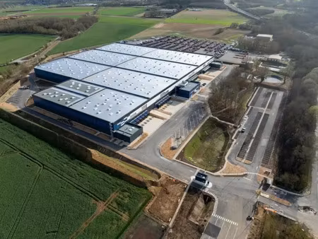 entrepôt de 6251m²