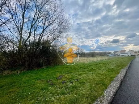 terrai à bâtir travecy