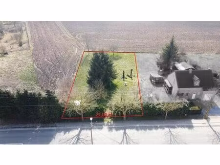 beau terrain pour projet de construction 4 façades à la cart