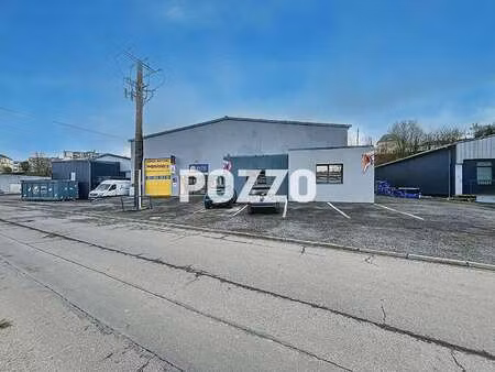 vente bureaux et commerces à villedieu-les-poêles-rouffigny (50800) : à vendre / 2050m² vi
