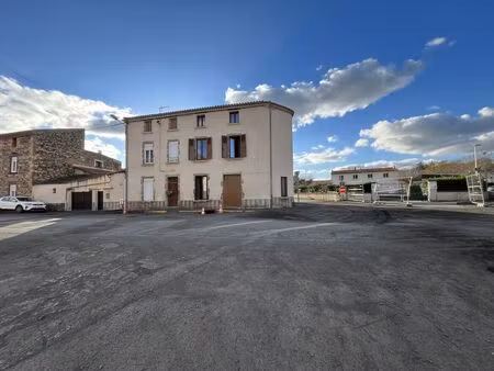 vente maison 5 pièces 130 m² le breuil-sur-couze (63340)