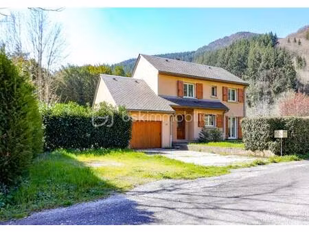 villa de 130 m²  7 piéces 5 chambres