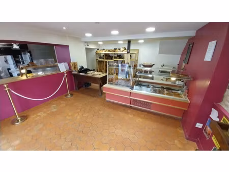 fonds de commerce à vendre falaise 80m2 119 000€