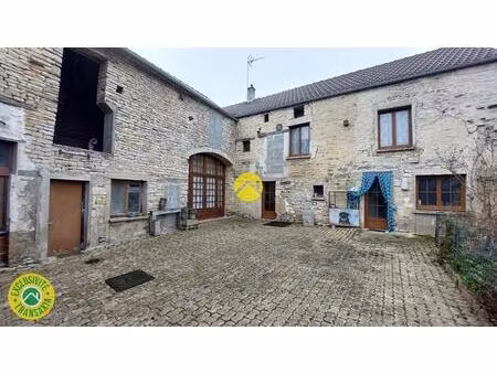 maison rénovée avec dépendances