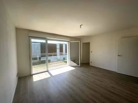 vente appartement 2 pièces 45 m² hallennes-lez-haubourdin (59320)