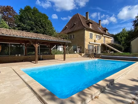 vente maison 11 pièces 300 m² à vergt (24380)  466 400 €