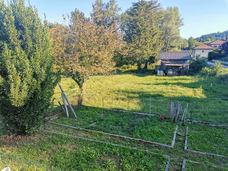 terrain de 801 m² _ a vendre sur charvonnex _ libre de constructeur et viabilisé