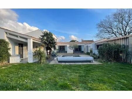 maison saint-pierre-d'oléron m² t-7 à vendre  936 000 €