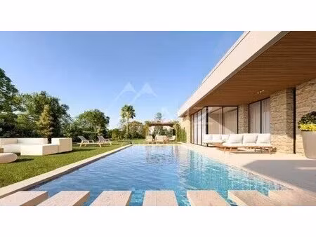 terrain constructible à proximité de la plage - mzism156