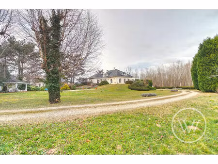 vente maison 7 pièces 288 m² saint-barthélemy-de-vals (26240)